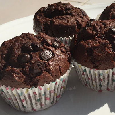 Kakaolu Muffin Kek | Lezzetli ve Yumuşak Kek Deneyimi